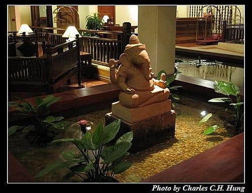 微笑高棉–Day 1–吳哥皇宮度假村夜景 - 第8張圖 微笑高棉–Day 1–吳哥皇宮度假村夜景