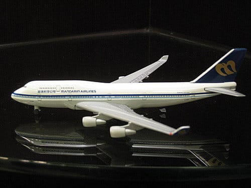 華信航空 B747-400