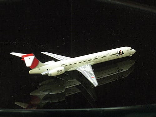 日本航空 MD-90