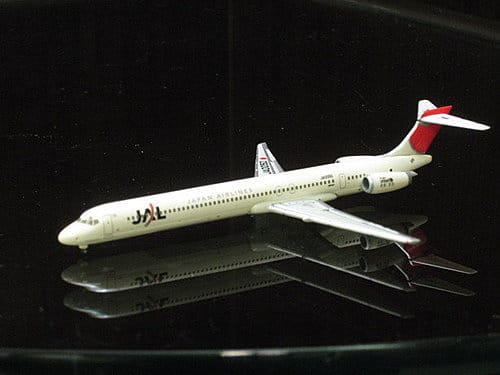日本航空 MD-90