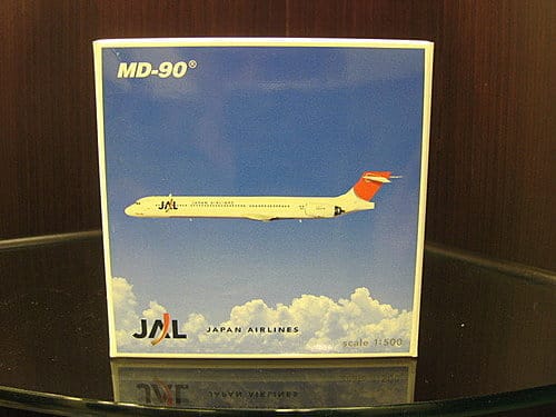 日本航空 MD-90