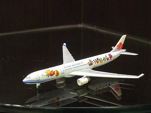 中華航空 A330-300水果彩繪機