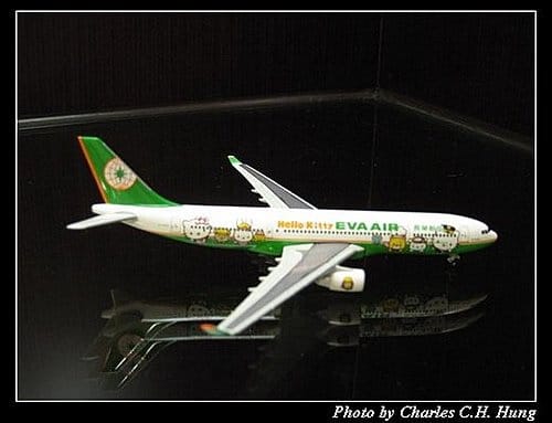 長榮航空 A330-200 Hello Kitty二代彩繪機 - 第6張圖 長榮航空 A330-200 Hello Kitty二代彩繪機