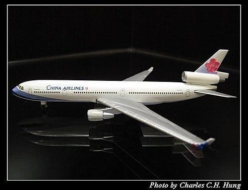中華航空 MD-11