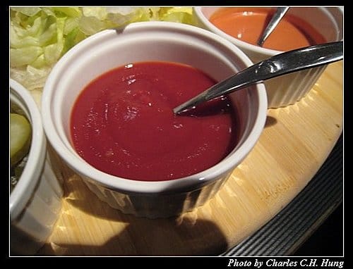 台北新店–抱飲抱食