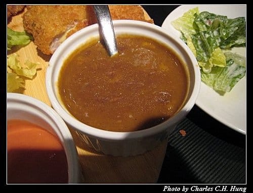 台北新店–抱飲抱食