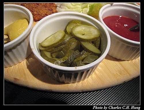 台北新店–抱飲抱食