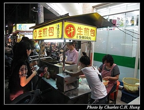 台中市–逢甲夜市