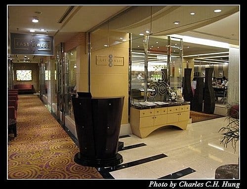 台北市–六福皇宮東西燴