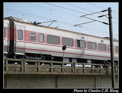 頭前溪橋拍火車