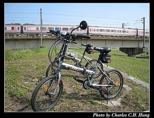 頭前溪橋拍火車
