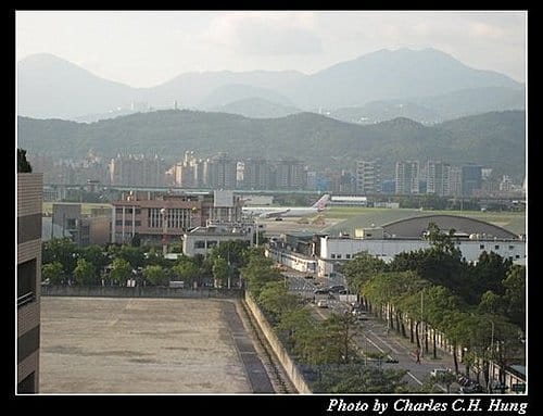 華航A330-300轉降松山機場 - 第2張圖 華航A330-300轉降松山機場