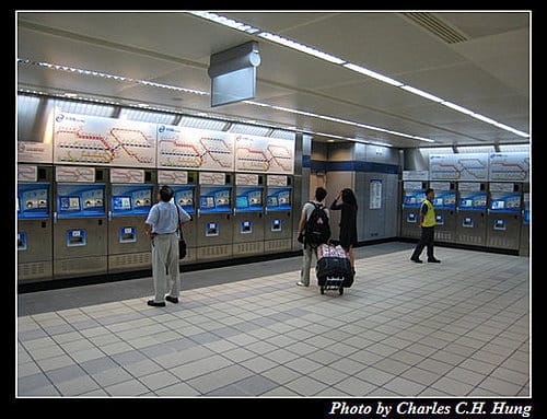 台北捷運內湖線初體驗（松山機場站）