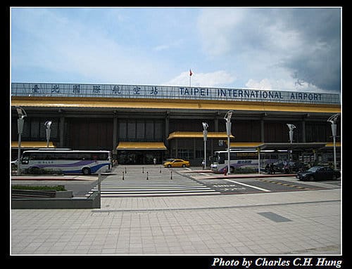 台北捷運內湖線初體驗（松山機場站）