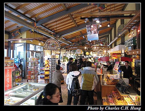 荷德比法–Day 3–高速公路休息區：AXXE Restaurant