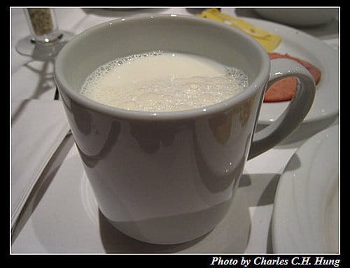 荷德比法–Day 4–RAMADA早餐