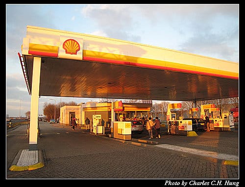 荷德比法–Day 8–高速公路休息區：Shell Shop
