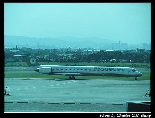 澳門趴趴走–Day 1–啟程：桃園機場閒晃與賞機