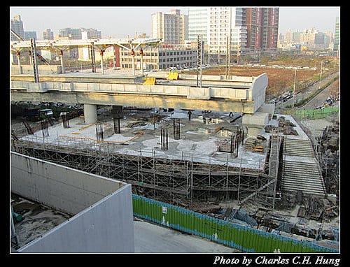 台鐵六家站施工現況–20101220