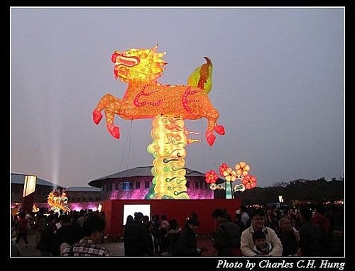 苗栗竹南–擠到爆卻很精彩的2011台灣燈會