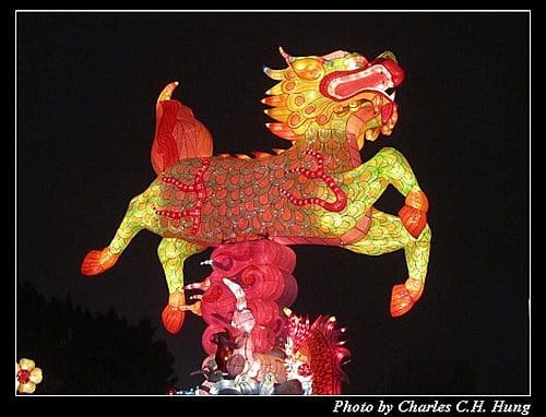 苗栗竹南–擠到爆卻很精彩的2011台灣燈會