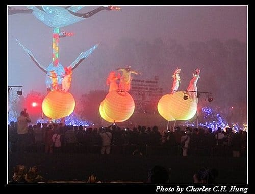 苗栗竹南–擠到爆卻很精彩的2011台灣燈會