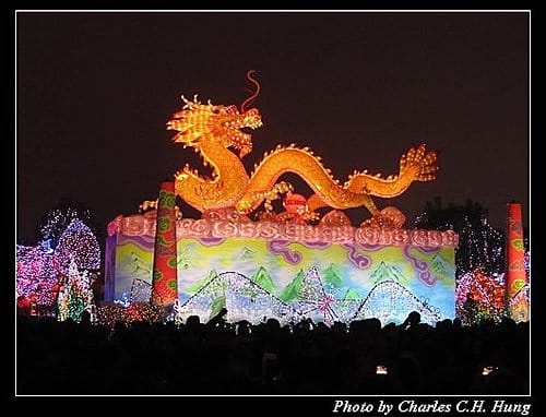 苗栗竹南–擠到爆卻很精彩的2011台灣燈會
