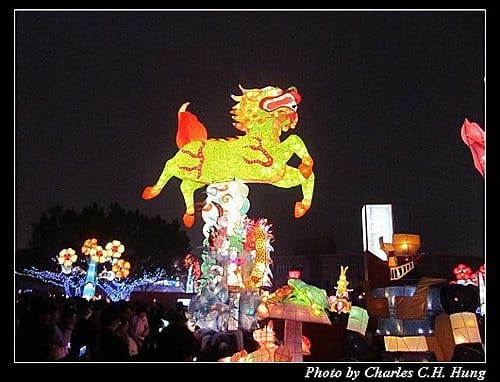 苗栗竹南–擠到爆卻很精彩的2011台灣燈會