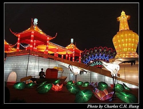 苗栗竹南–擠到爆卻很精彩的2011台灣燈會