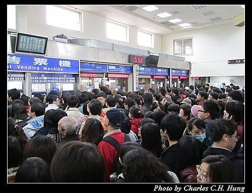 苗栗竹南–擠到爆卻很精彩的2011台灣燈會