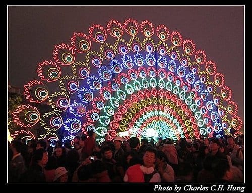 苗栗竹南–擠到爆卻很精彩的2011台灣燈會