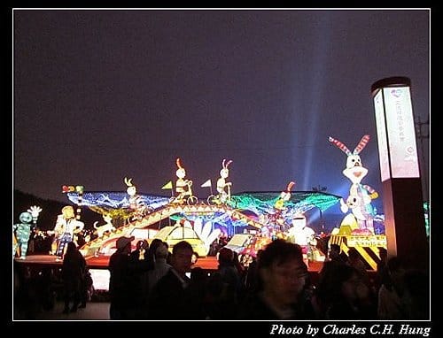 苗栗竹南–擠到爆卻很精彩的2011台灣燈會