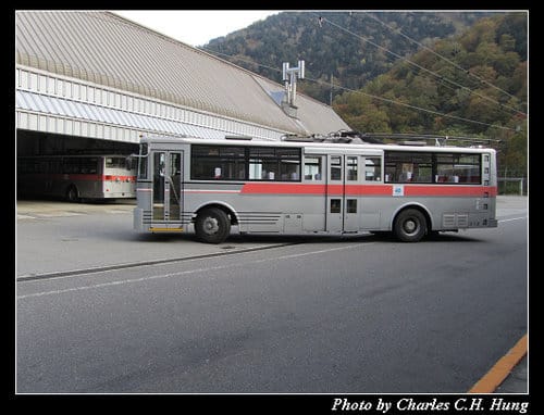 立山黑部–Day 3–黑部水壩–＞扇澤車站（山路電動巴士）