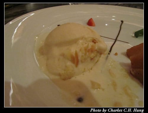 北越下龍灣–Day 4–晚餐：NINETEEN 11 RESTAURANT & BAR – HANOI OPERA HOUSE
