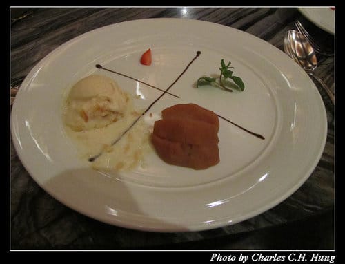北越下龍灣–Day 4–晚餐：NINETEEN 11 RESTAURANT & BAR – HANOI OPERA HOUSE