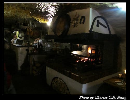 奧地利捷克–Day 4–午餐：Krčma v Šatlavské 地窖餐廳