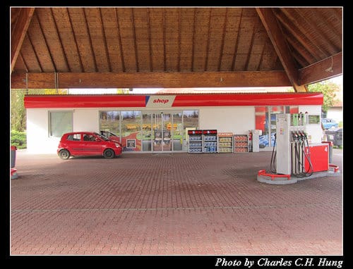 奧地利捷克–Day 4–加油站（BENZINA, Svatý Jan Nepomucký）