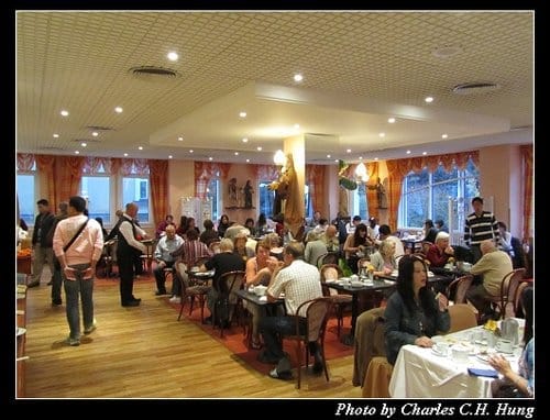 奧地利捷克–Day 5–飯店早餐：Café de Paris