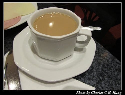奧地利捷克–Day 5–飯店早餐：Café de Paris