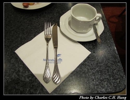 奧地利捷克–Day 5–飯店早餐：Café de Paris