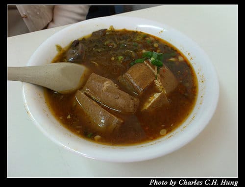 台北市–咕咕麻油雞、麻辣臭豆腐
