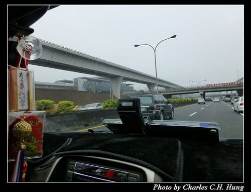 漫步在雲端–國道一號五股楊梅高架橋（五楊高架）行駛記實
