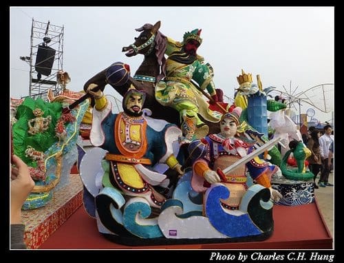 新竹竹北–2013臺灣燈會迪士尼踩街活動與開幕表演