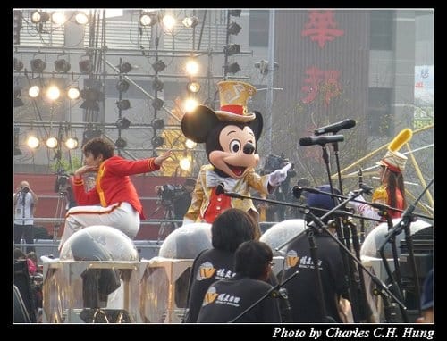 新竹竹北–2013臺灣燈會迪士尼踩街活動與開幕表演