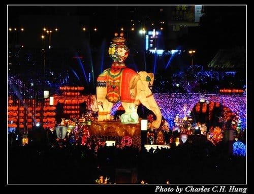 新竹竹北–2013臺灣燈會迪士尼踩街活動與開幕表演