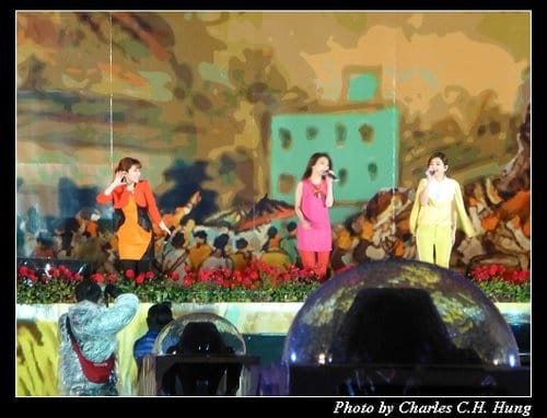 新竹竹北–2013臺灣燈會SHE踩街表演（遊燈會 趴特兔）