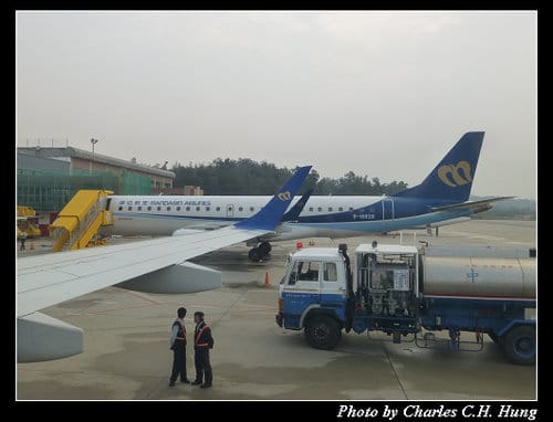 華信航空 ERJ-190 初體驗