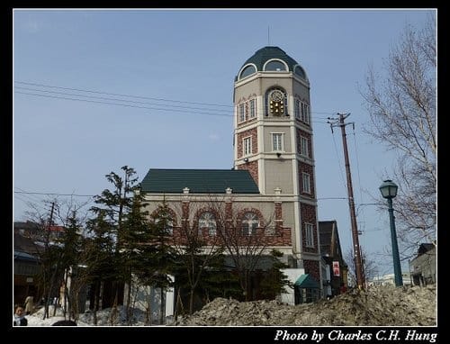 晚冬北海道–Day 2–小樽堺町通散策（LeTAO、北一硝子工藝館、六花亭、北菓樓、小樽オルゴール堂、古老蒸氣鐘、銀の鐘）