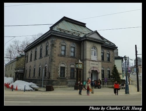 晚冬北海道–Day 2–小樽堺町通散策（LeTAO、北一硝子工藝館、六花亭、北菓樓、小樽オルゴール堂、古老蒸氣鐘、銀の鐘）