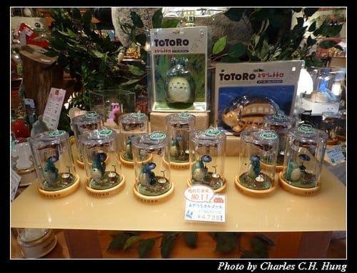 晚冬北海道–Day 2–小樽堺町通散策（LeTAO、北一硝子工藝館、六花亭、北菓樓、小樽オルゴール堂、古老蒸氣鐘、銀の鐘）